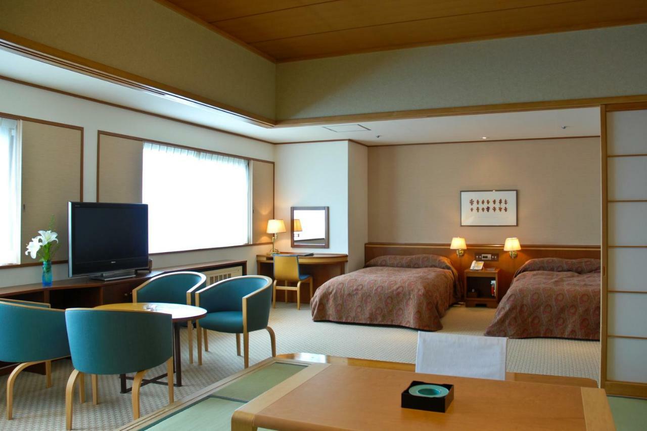 Kusatsu-Onsen Hotel Resort Кусацу Екстер'єр фото